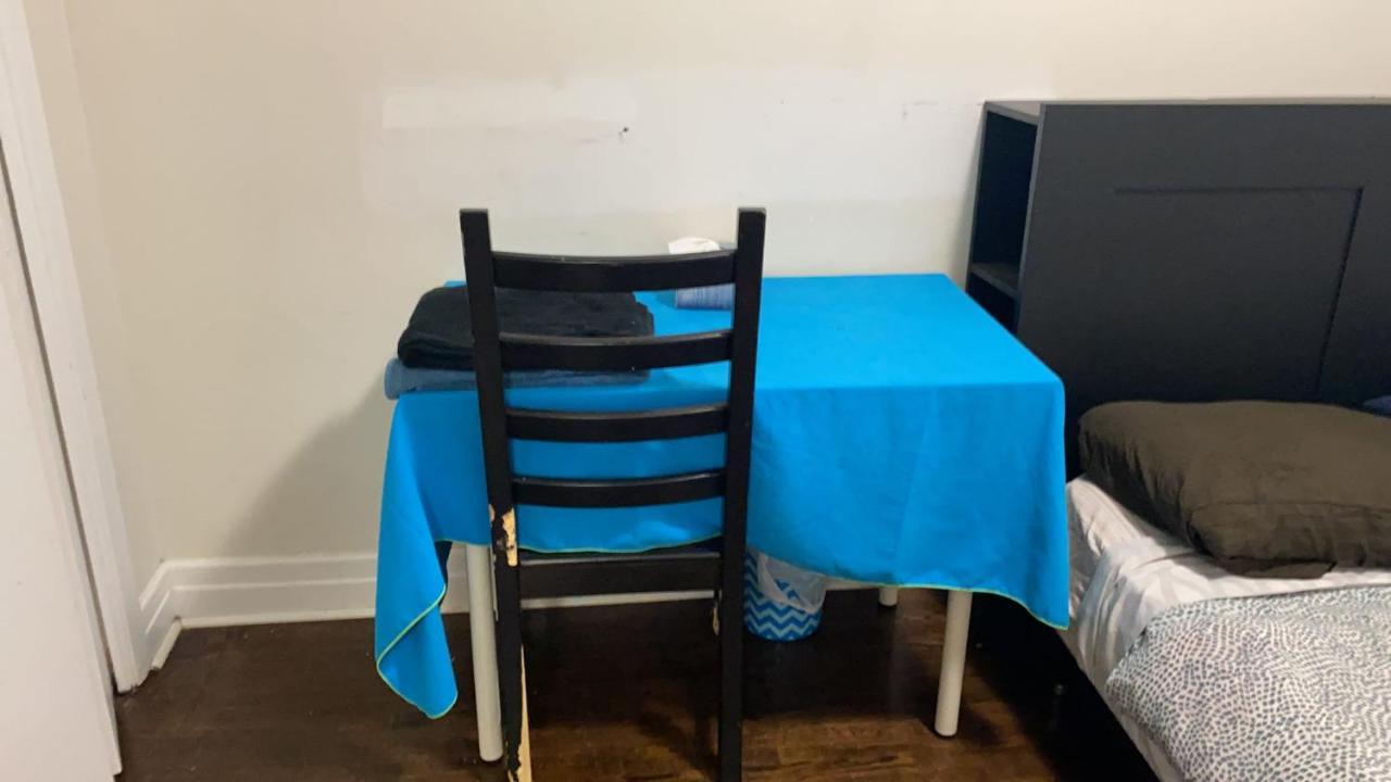 Private Rooms 5 Min Finch West Subway - York University Toronto Exterior foto